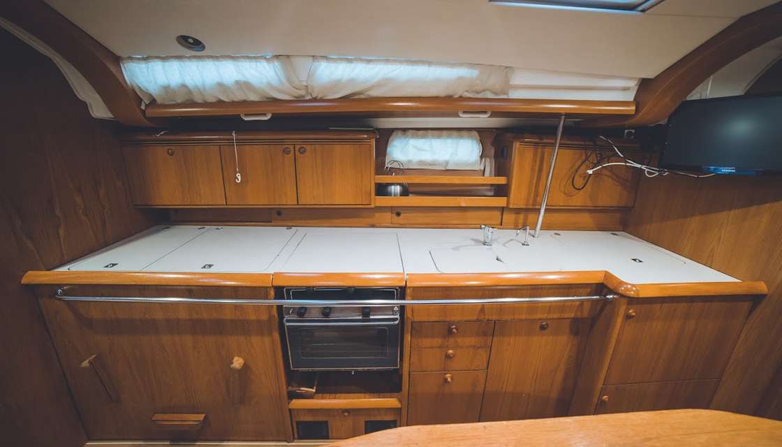Sun Odyssey 49i