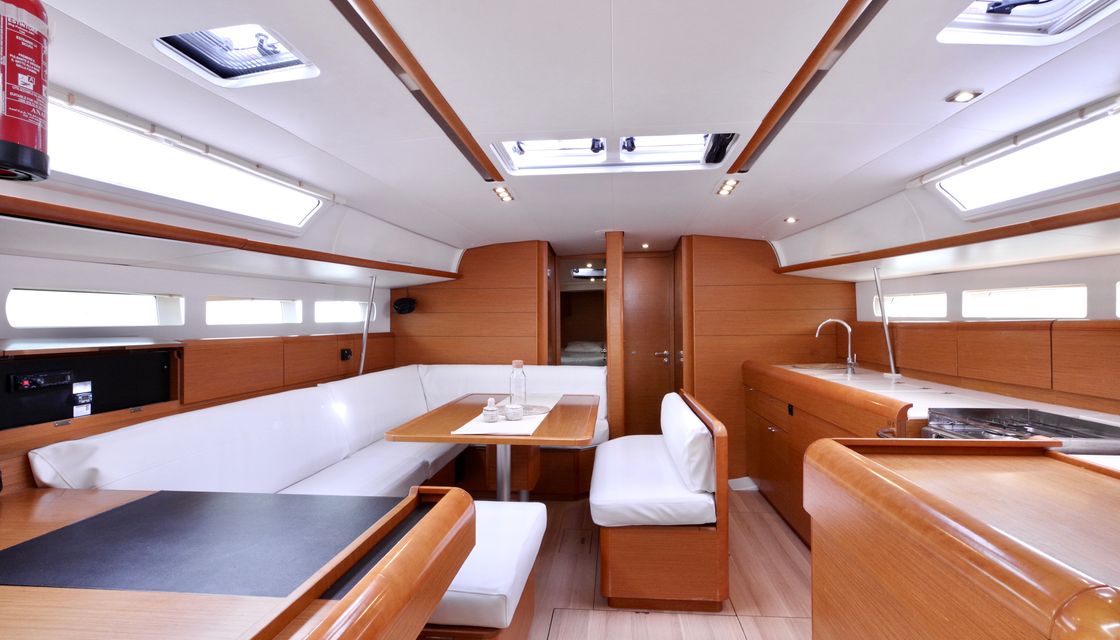 Sun Odyssey 519