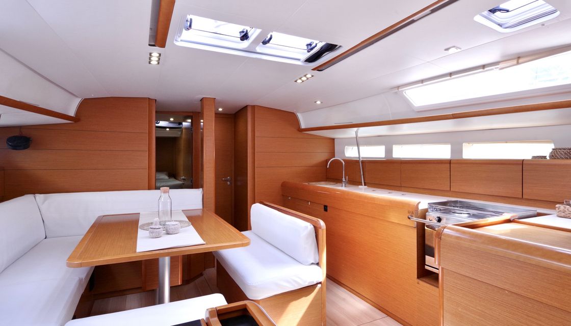 Sun Odyssey 519