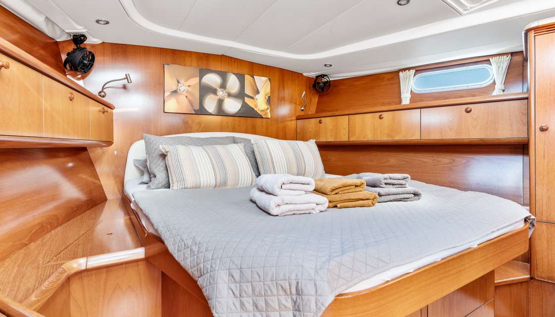 Sun Odyssey 54