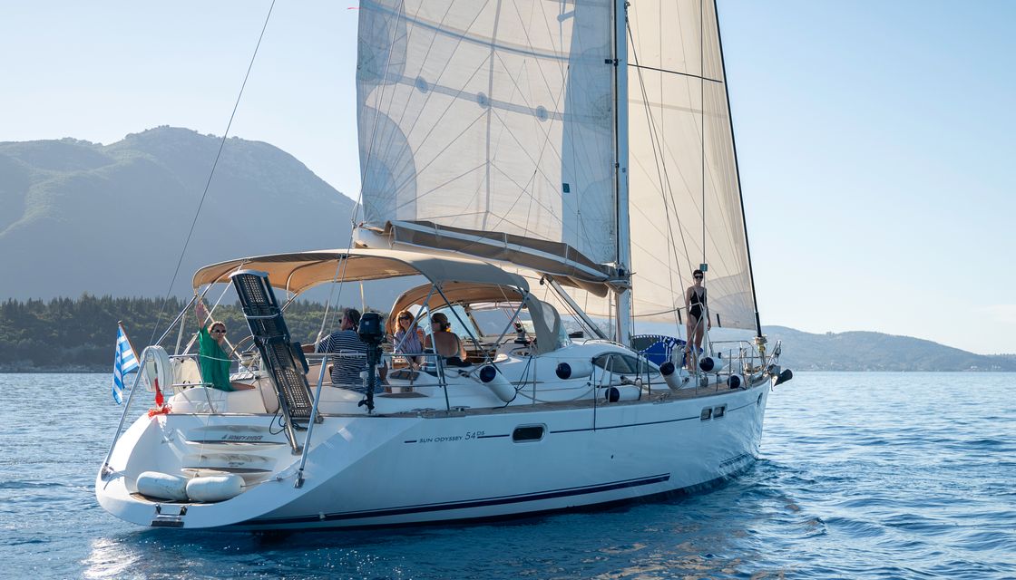 Sun Odyssey 54