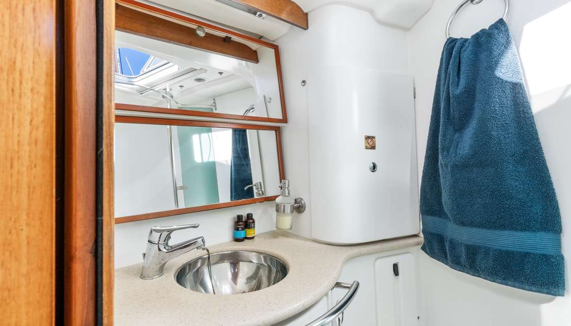 Sun Odyssey 54