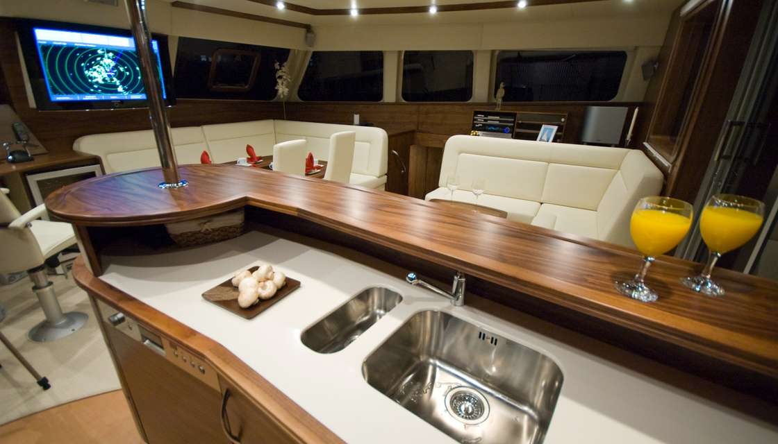 Sunreef 62