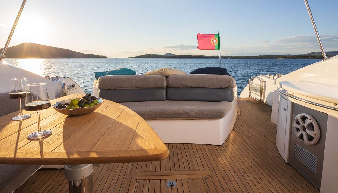 Sunseeker Predator 72