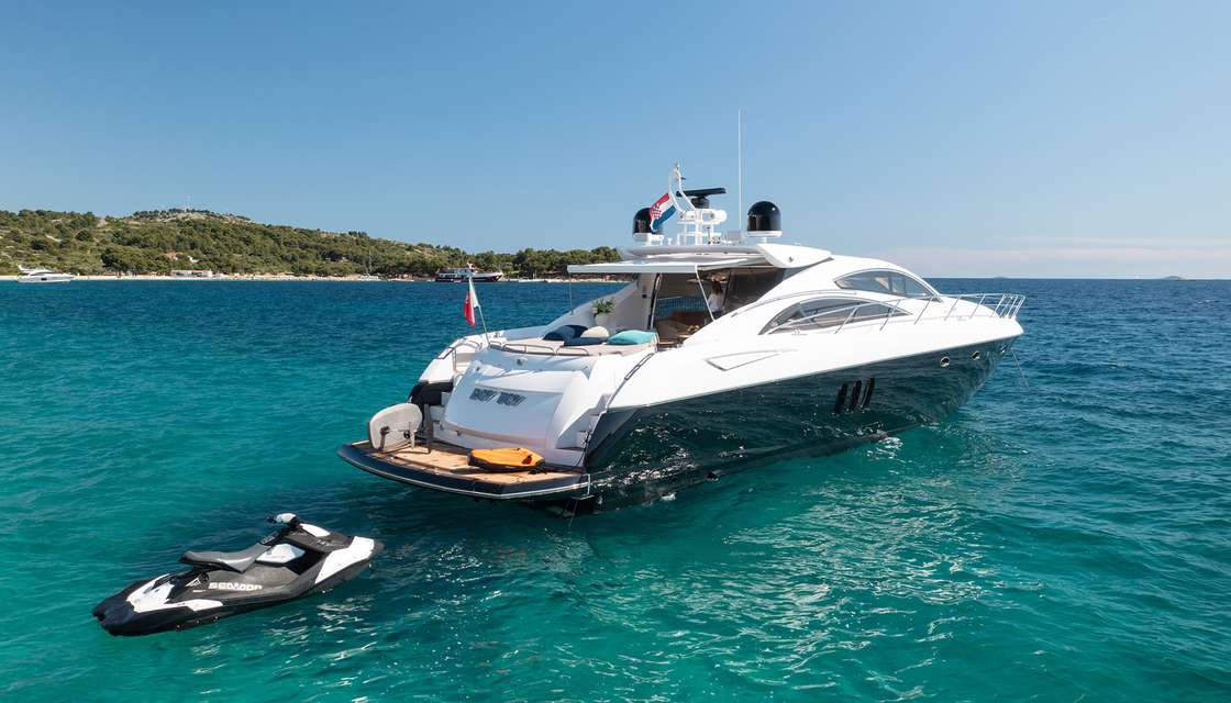 Sunseeker Predator 72