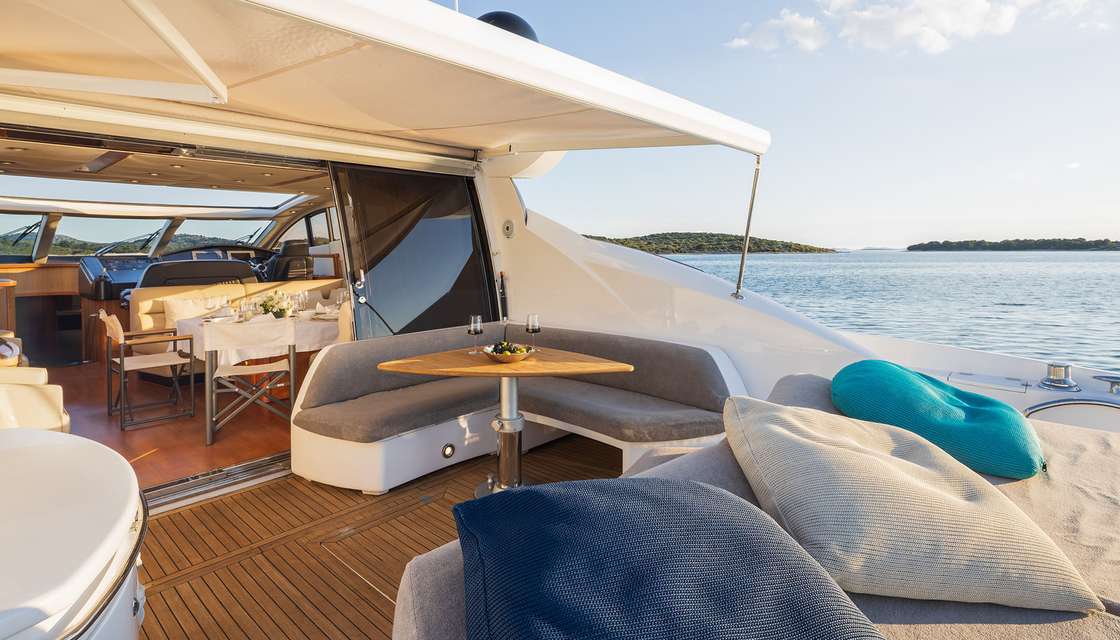 Sunseeker Predator 72