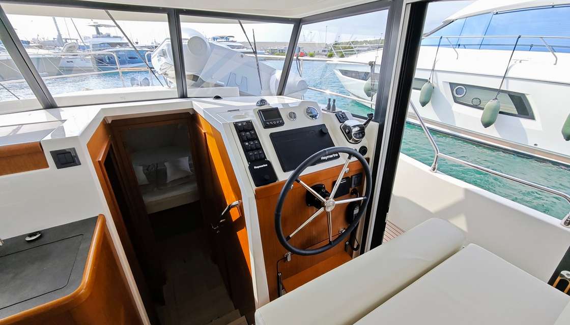 Swift Trawler 35