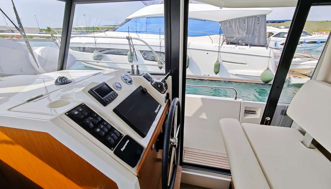 Swift Trawler 35