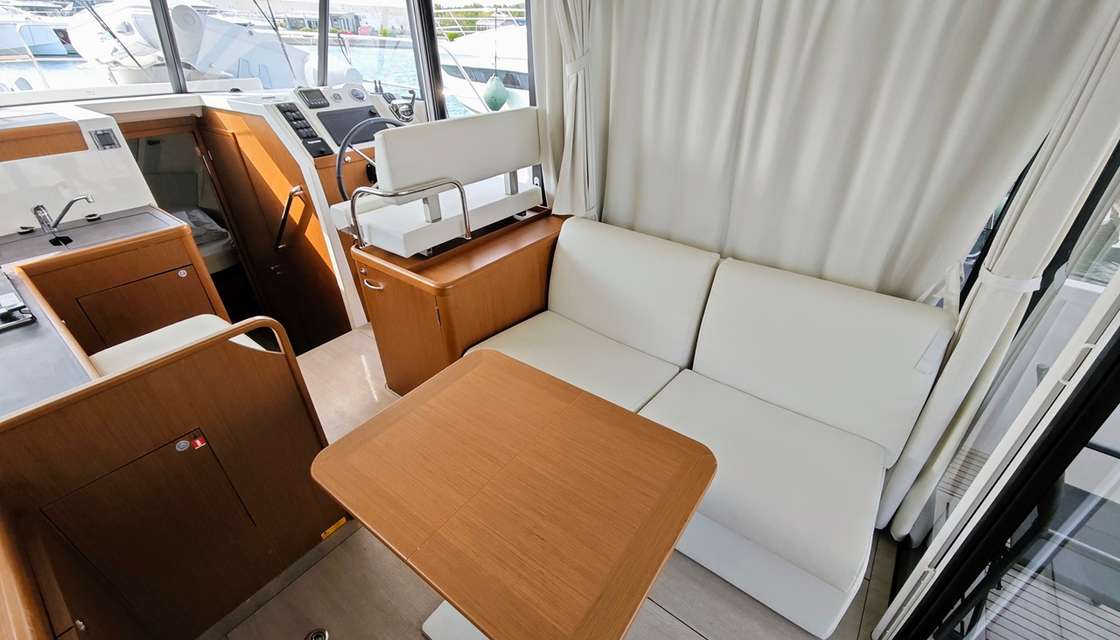 Swift Trawler 35