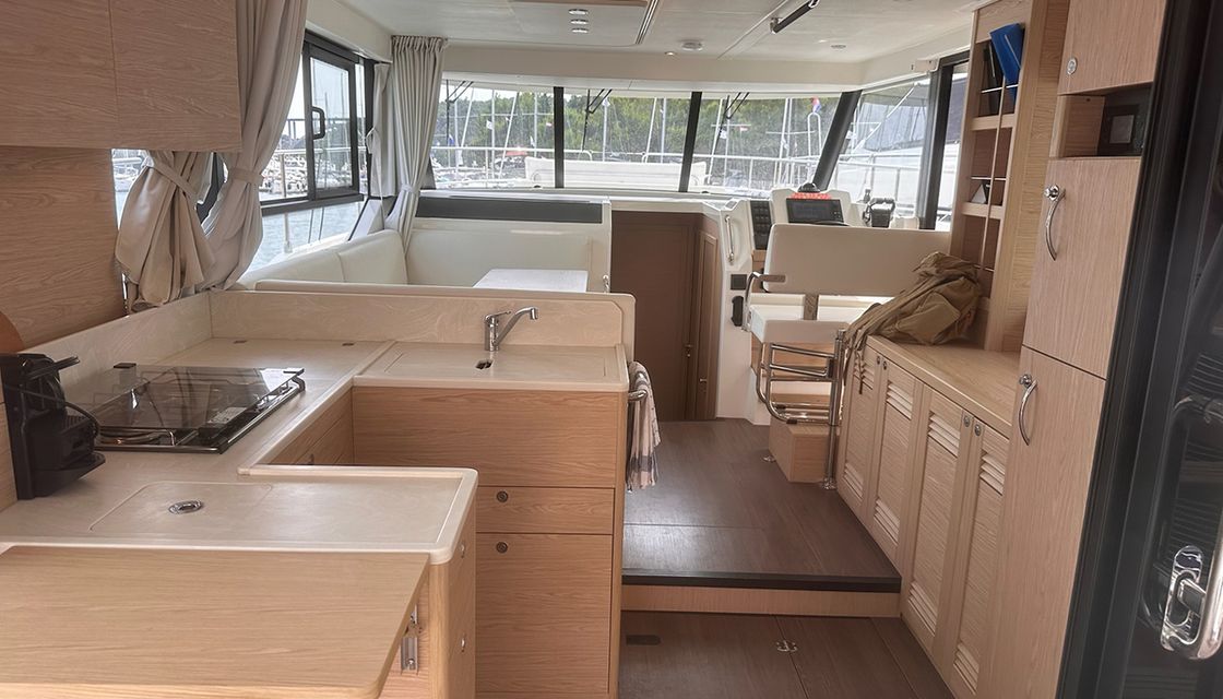 Swift Trawler 41 Fly