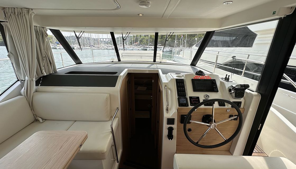 Swift Trawler 41 Fly