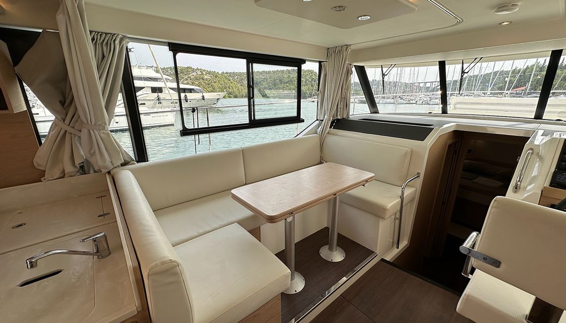 Swift Trawler 41 Fly