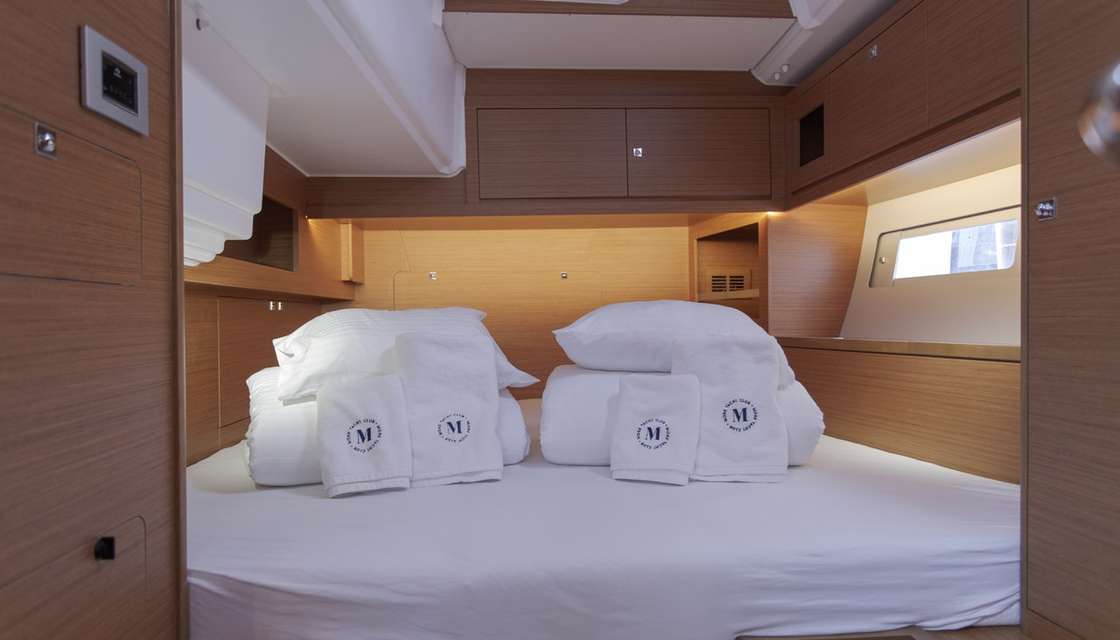 Dufour 530