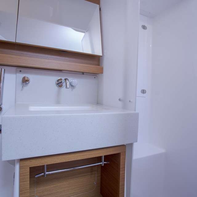 Dufour 530