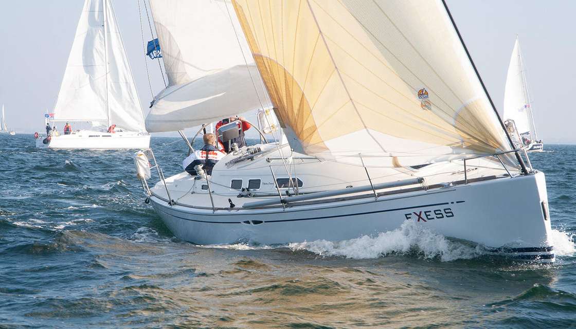 X Yacht 37