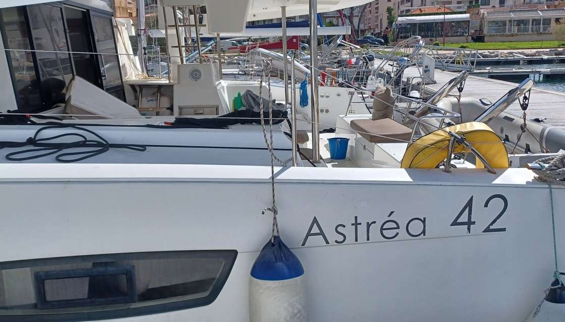 Astrea 42