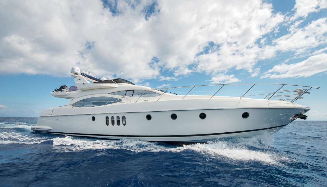 Azimut 68 Fly