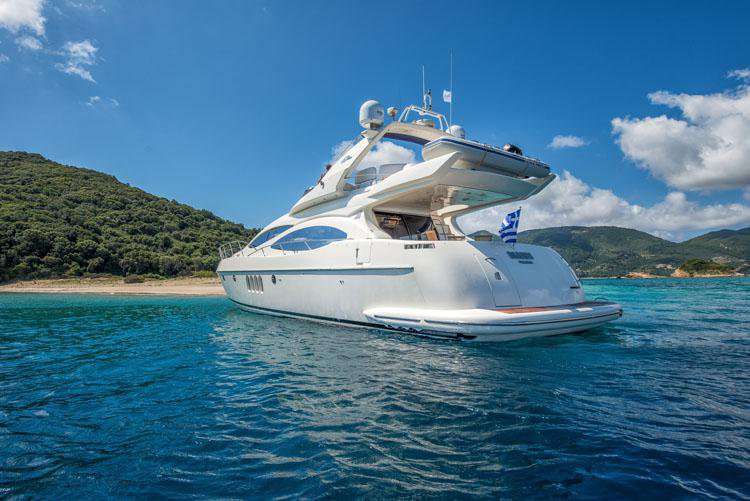 Azimut 68 Fly