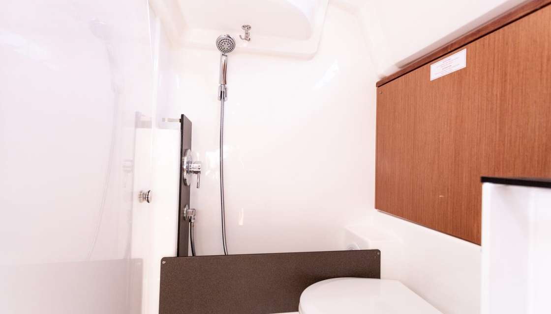 Bavaria 37