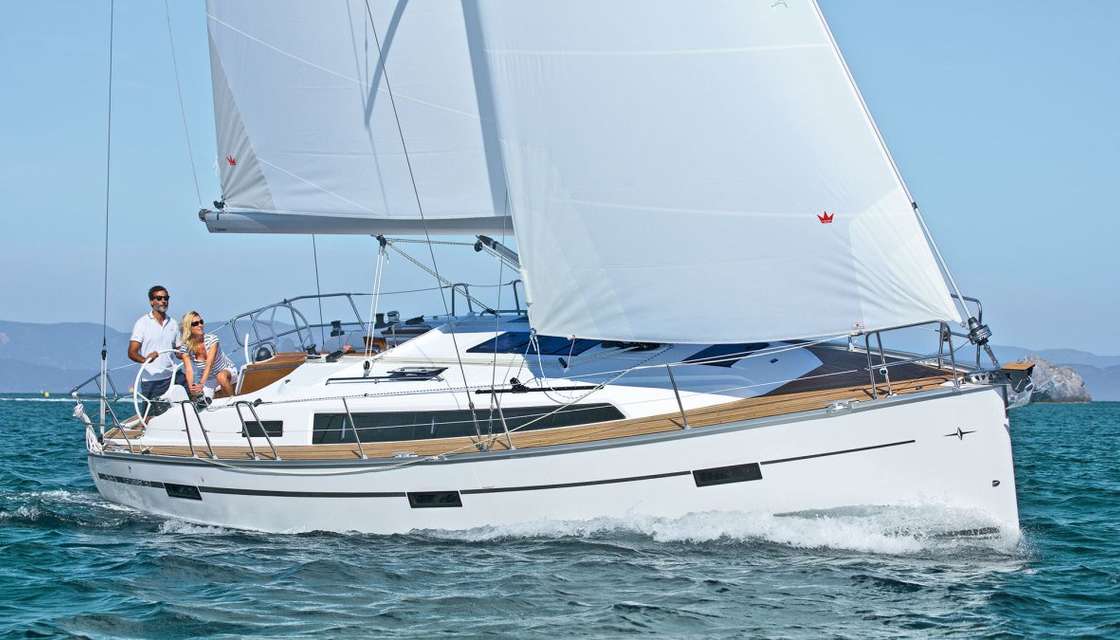 Bavaria 37