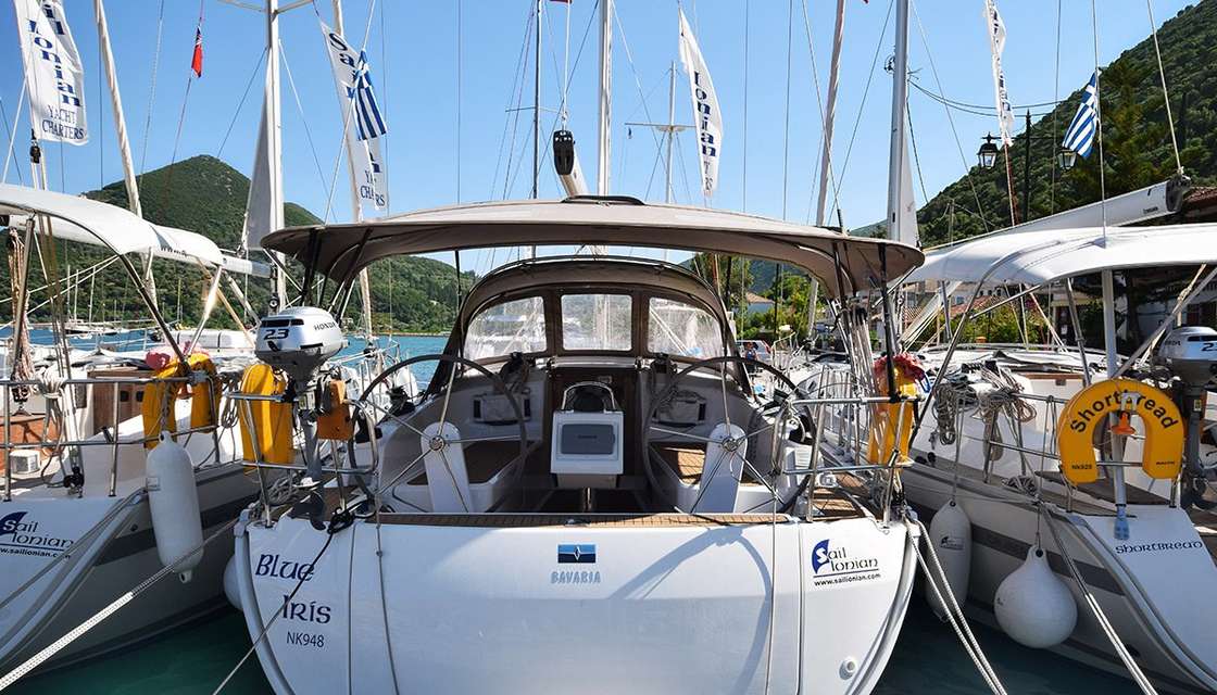 Bavaria 37