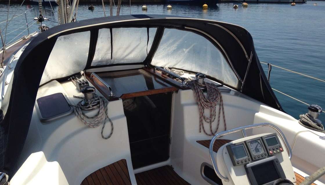 Bavaria 38