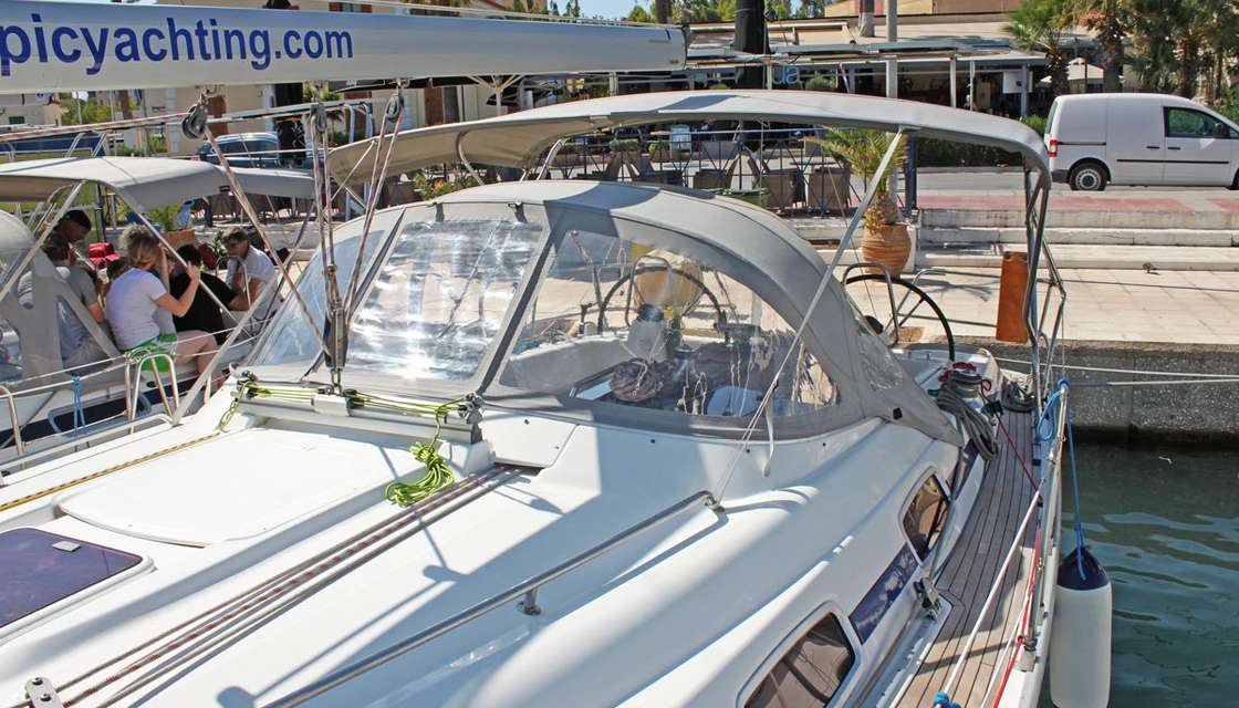 Bavaria 42 Cruiser