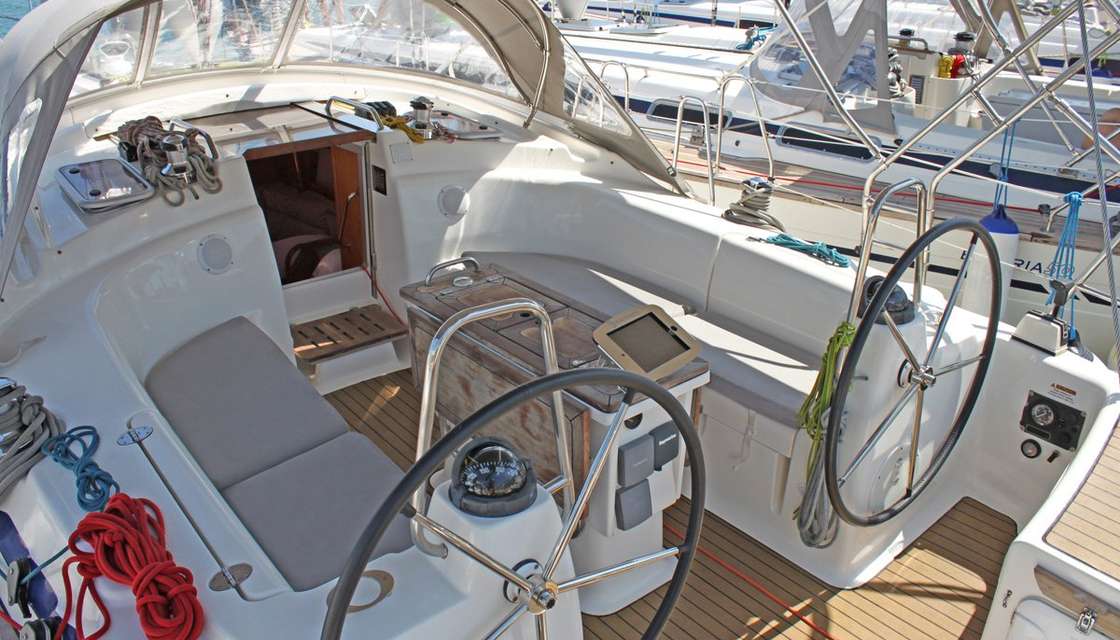 Bavaria 42 Cruiser