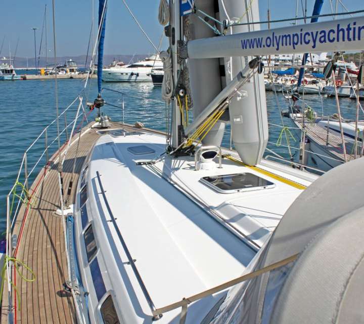Bavaria 44