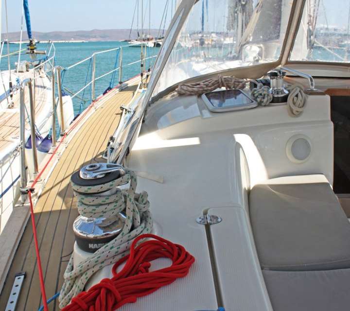 Bavaria 44