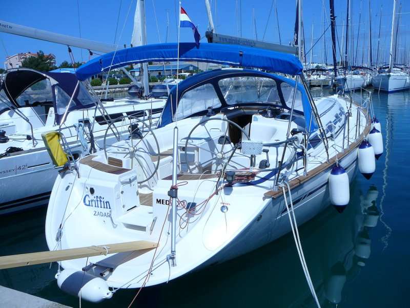 Bavaria 44
