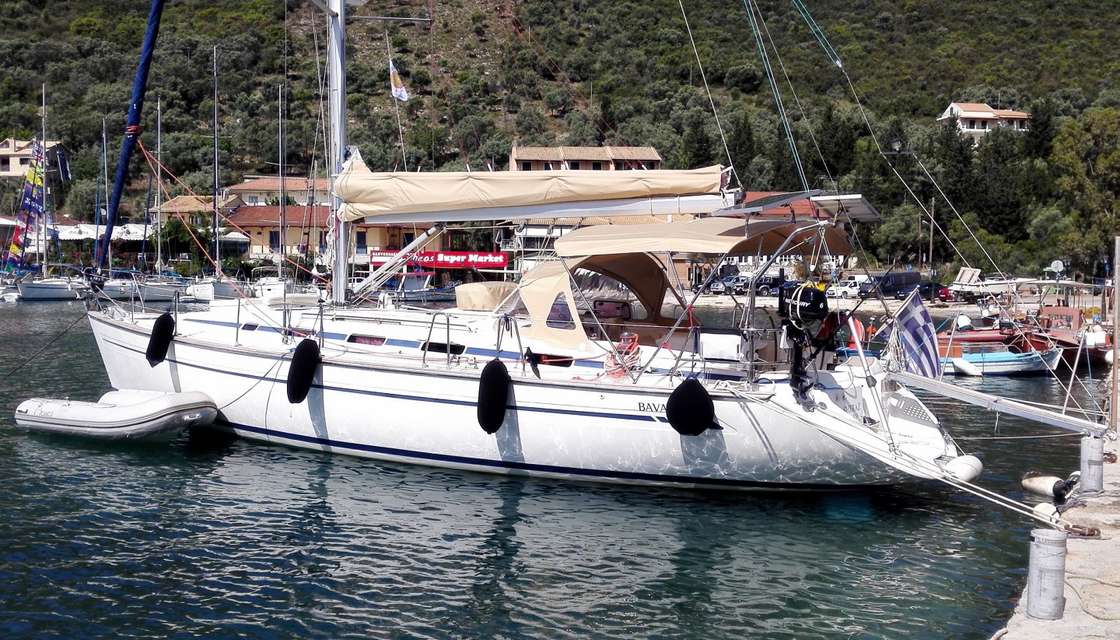 Bavaria 44