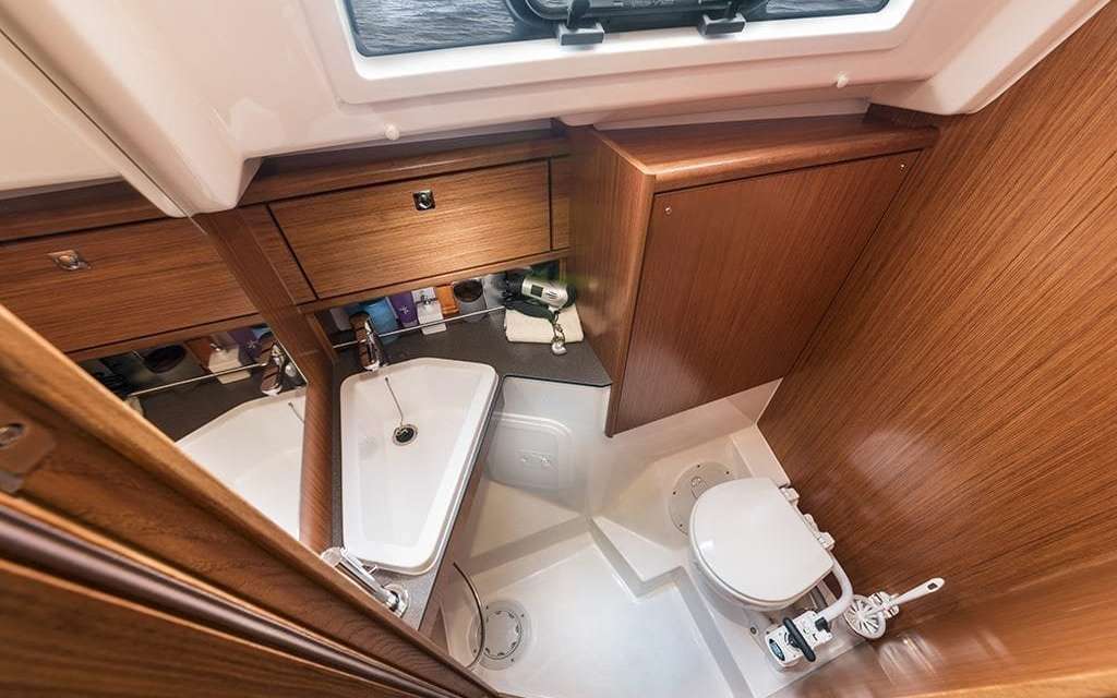 Bavaria 34
