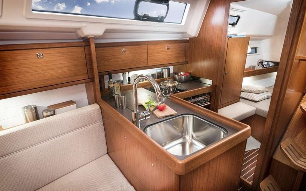 Bavaria 34