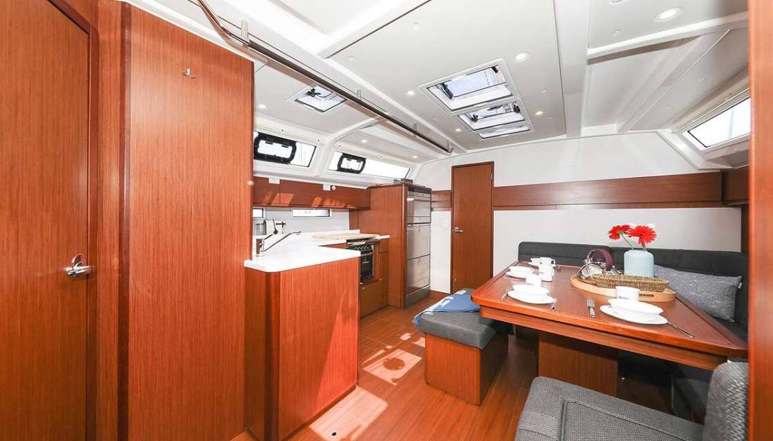 Bavaria Cruiser 46 Style