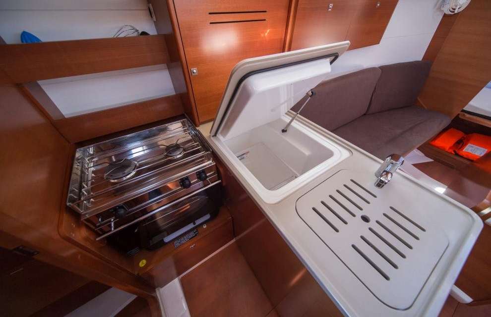 Dufour 310 Grand Large