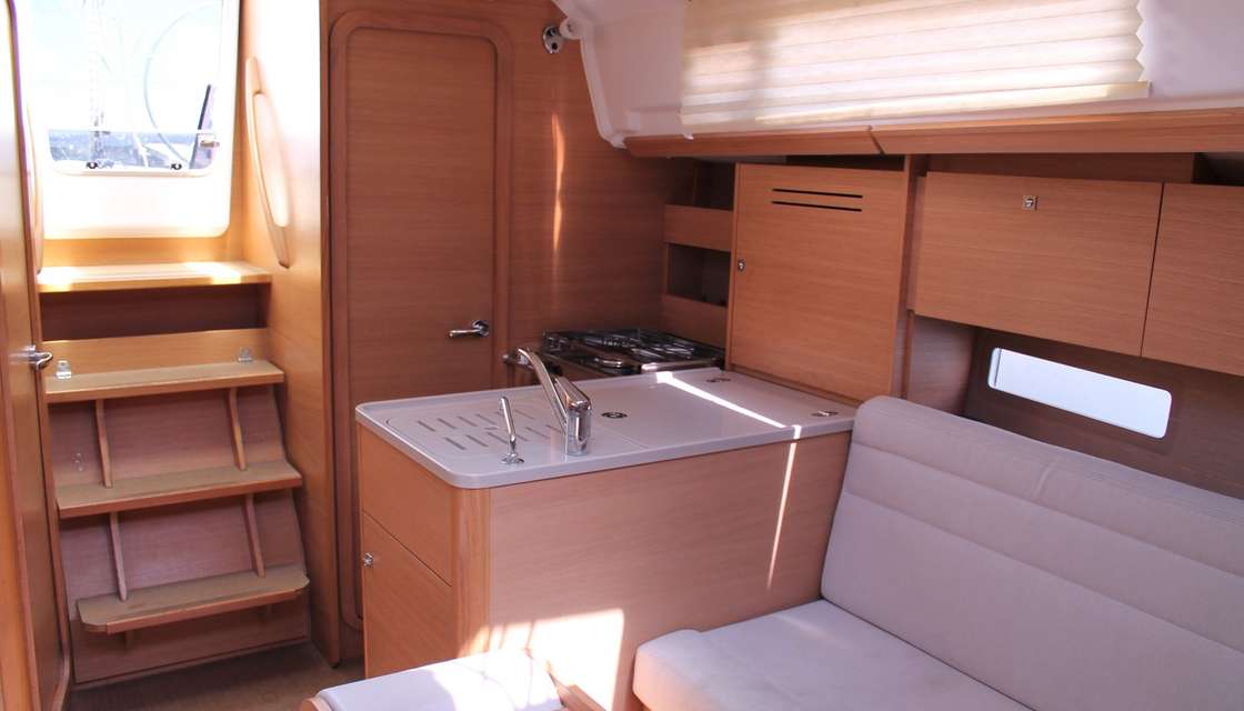 Dufour 310 Grand Large