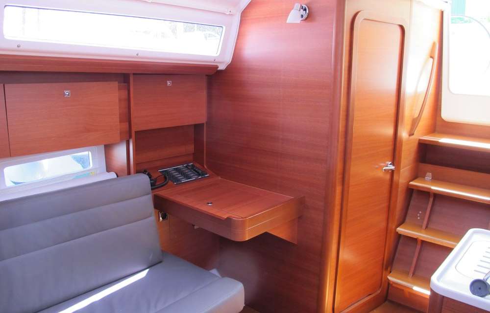 Dufour 310 Grand Large