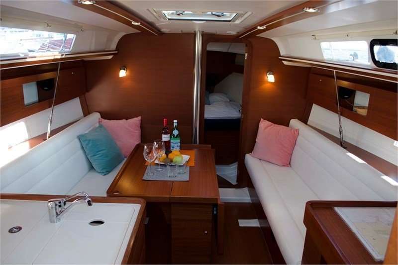 Dufour 335 Grand Large