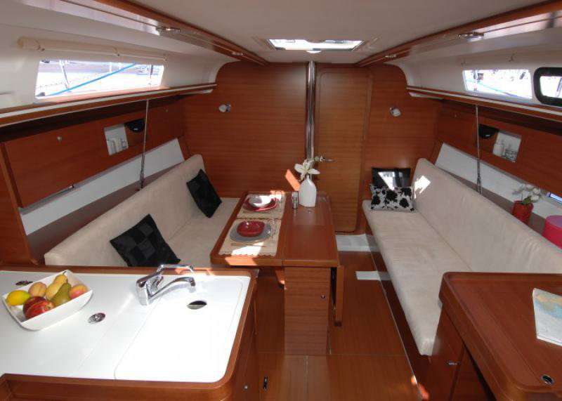 Dufour 335 Grand Large