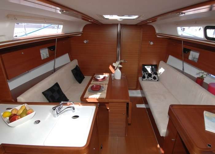 Dufour 335 Grand Large