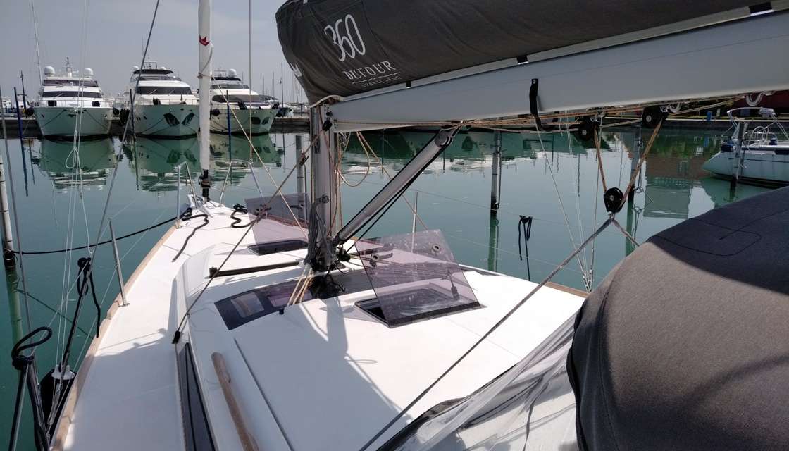 Dufour 360 Grand Large