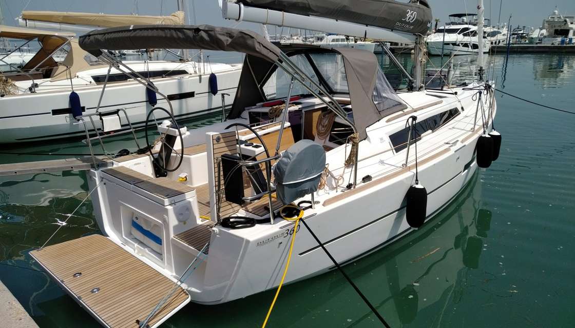 Dufour 360 Grand Large