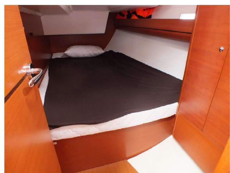 Dufour 405