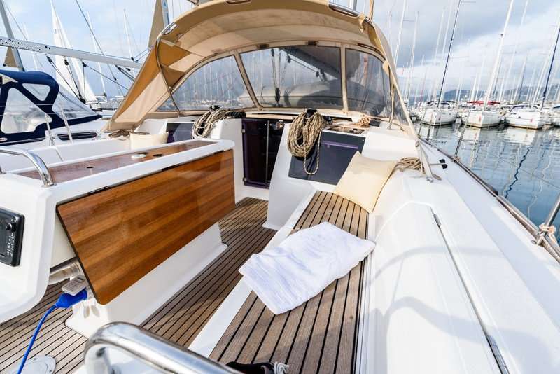 Dufour 410 Grand Large