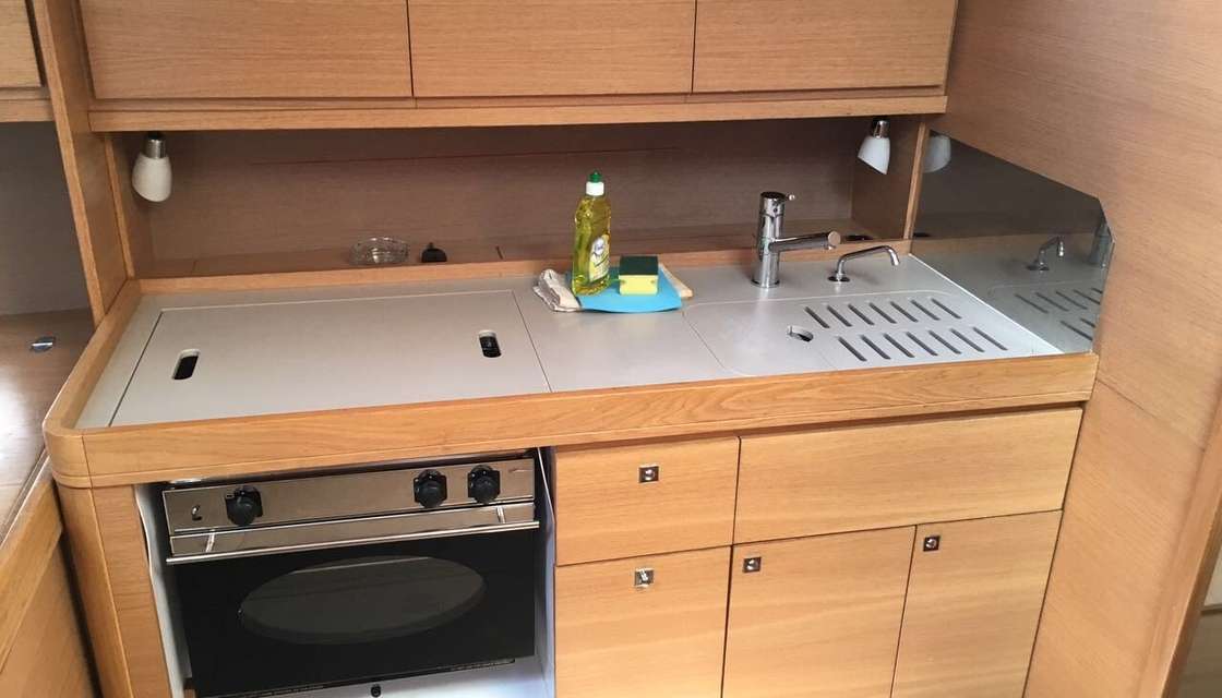 Dufour 410 Grand Large