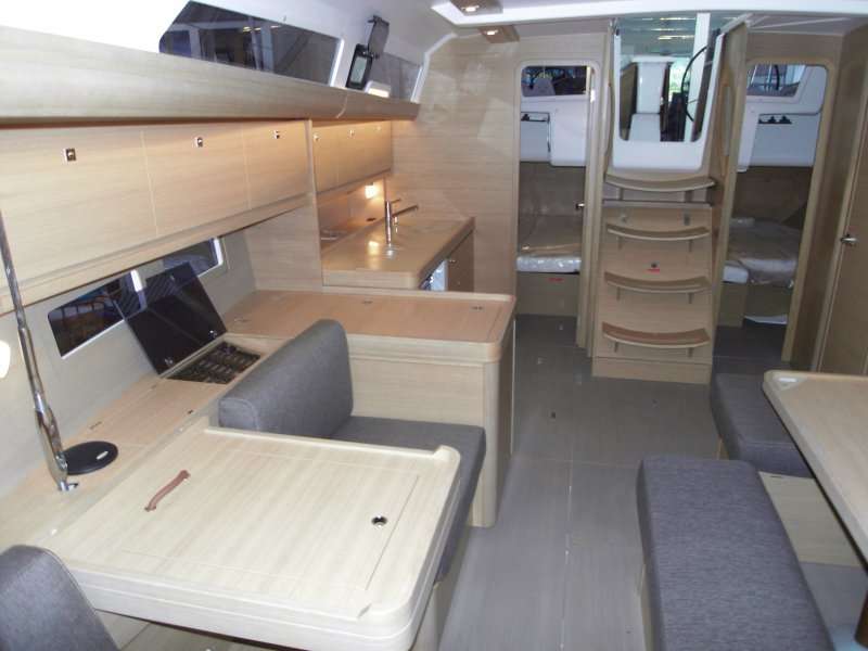 Dufour 410 Grand Large