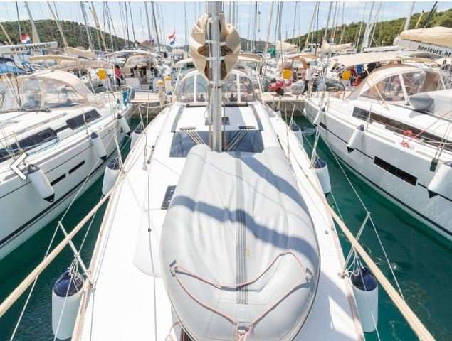 Dufour 410 Grand Large