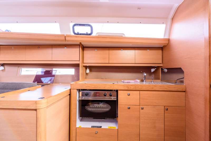 Dufour 410 Grand Large