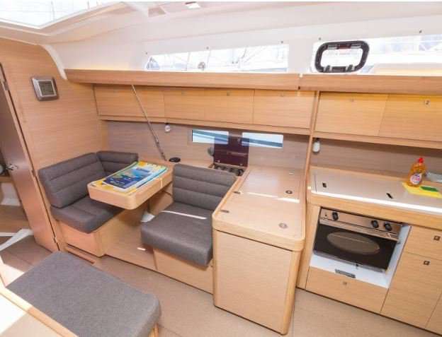 Dufour 410 Grand Large